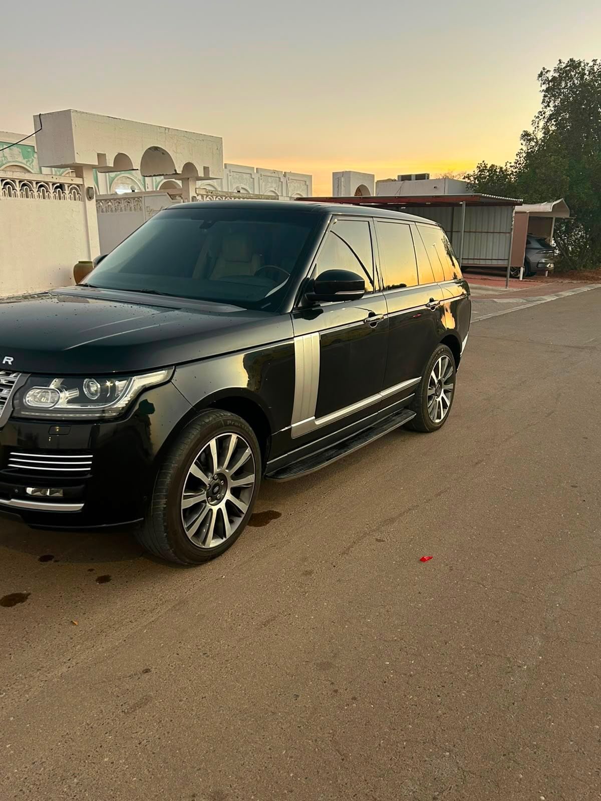 Range Rover Vogue 2014 5.0 V8 Supercharged GCC — Дубай, ОАЭ Range Rover Vogue 2014 5.0 V8 Supercharged GCC — б/у — Дубай, ОАЭ