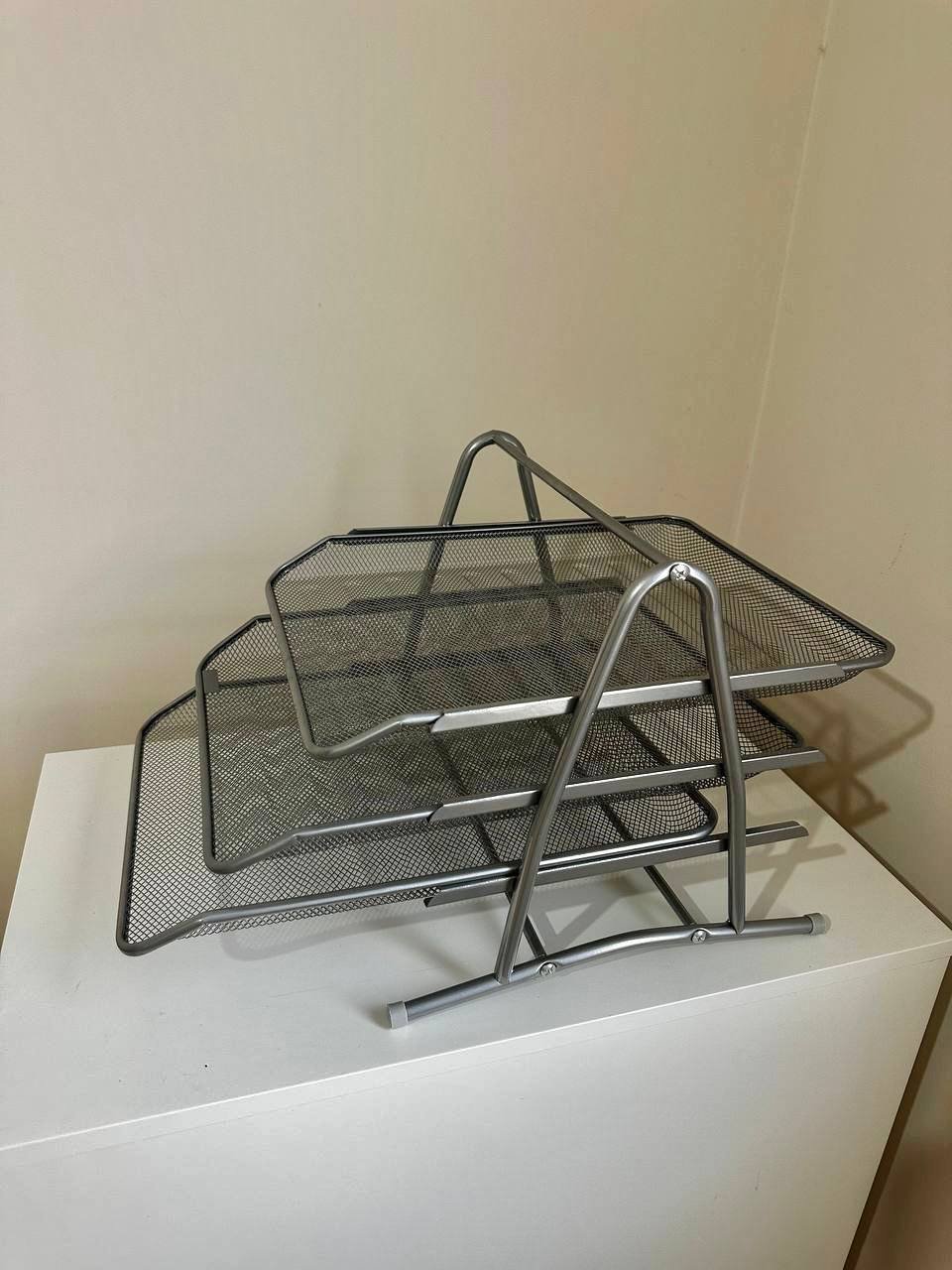 Organizador metálico para documentos de 3 niveles, 400 TL — Alanya, Turquía