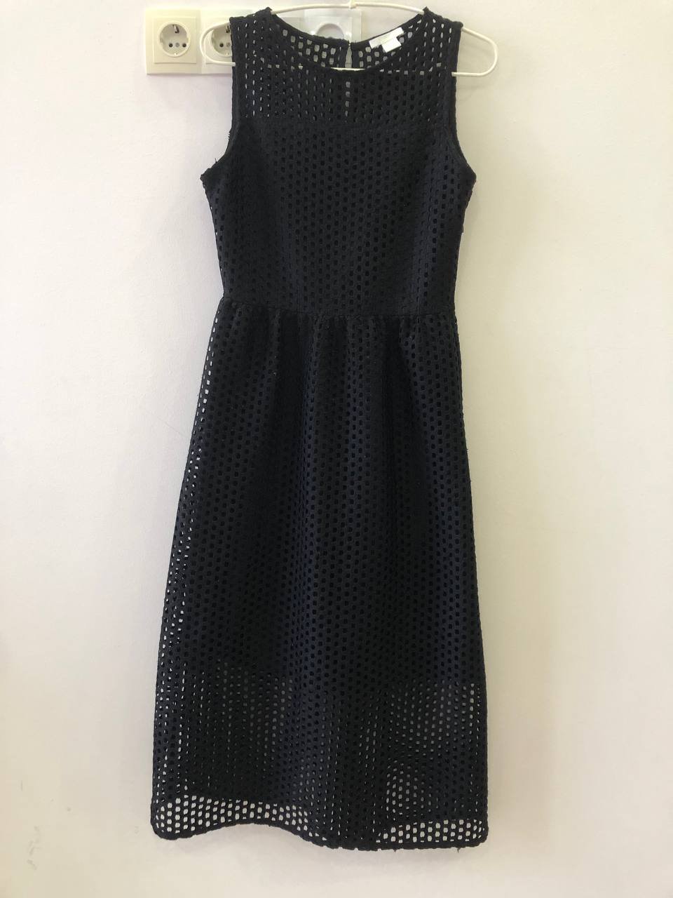 Vestido negro H&M, talla S — Batumi, Georgia
