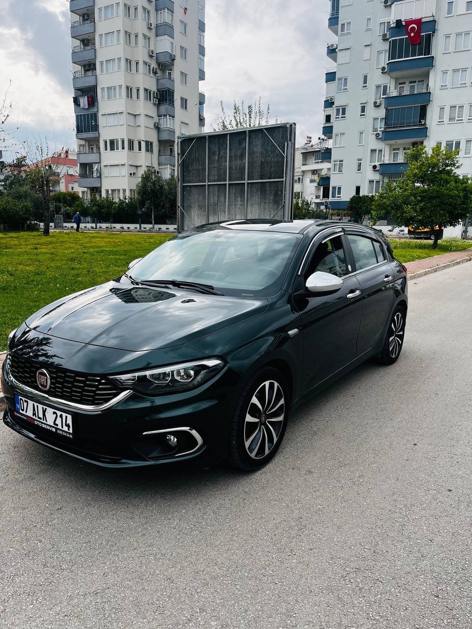Fiat Egea 2020 gasolina manual 77.500 km verde oscuro — Antalya, Turquía