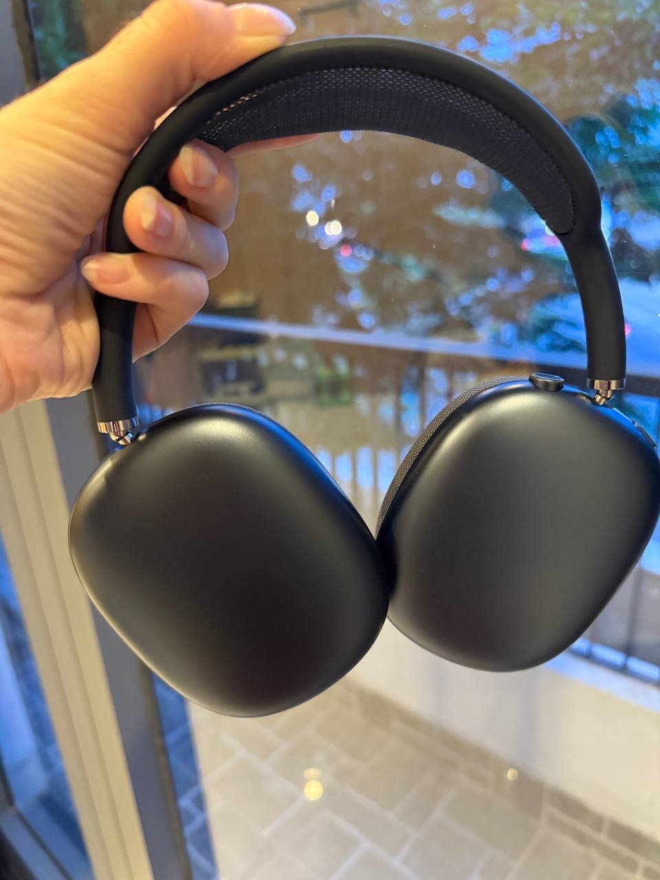 سماعات AirPods Max Type-C (أصلية) بحالة ممتازة — ممتاز — فيتنام