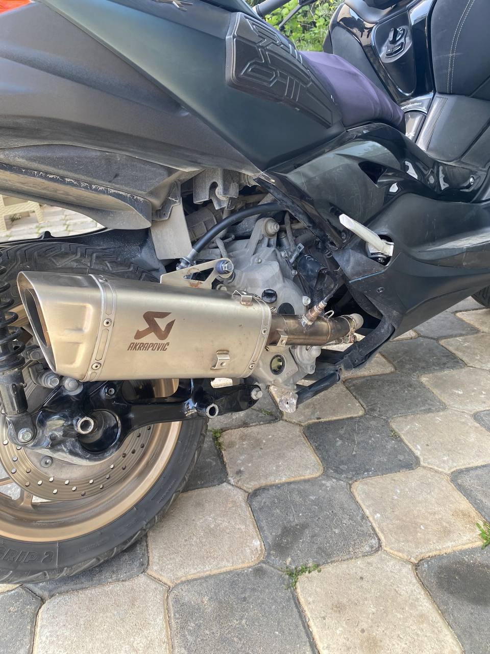 Глушитель Akrapovic для мото (реплика) — Аланья, Турция
