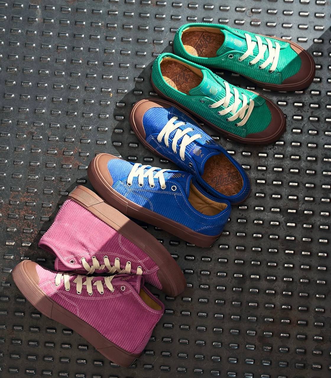 Ananas vulcanized sneakers, sizes up to 46 — Nha Trang, Vietnam