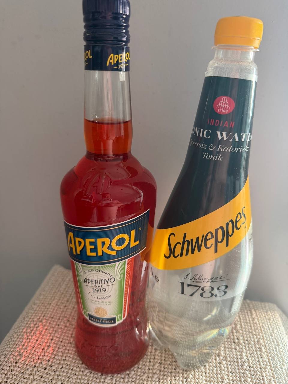 Тоник Aperol и Schweppes (2 бутылки) — Аланья, Турция