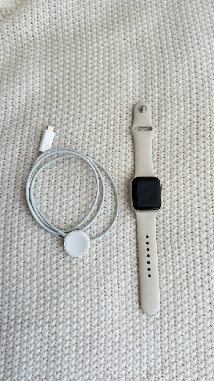 ساعة Apple Watch شبه جديدة، 600 درهم — دبي, الإمارات
