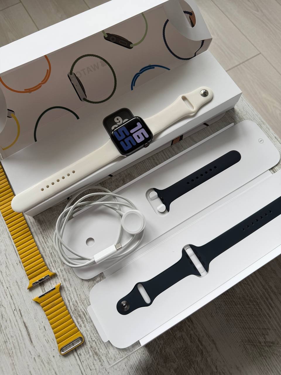 Apple Watch SE 44mm GPS Cellular Midnight, 93% — como nuevo — Batumi, Georgia