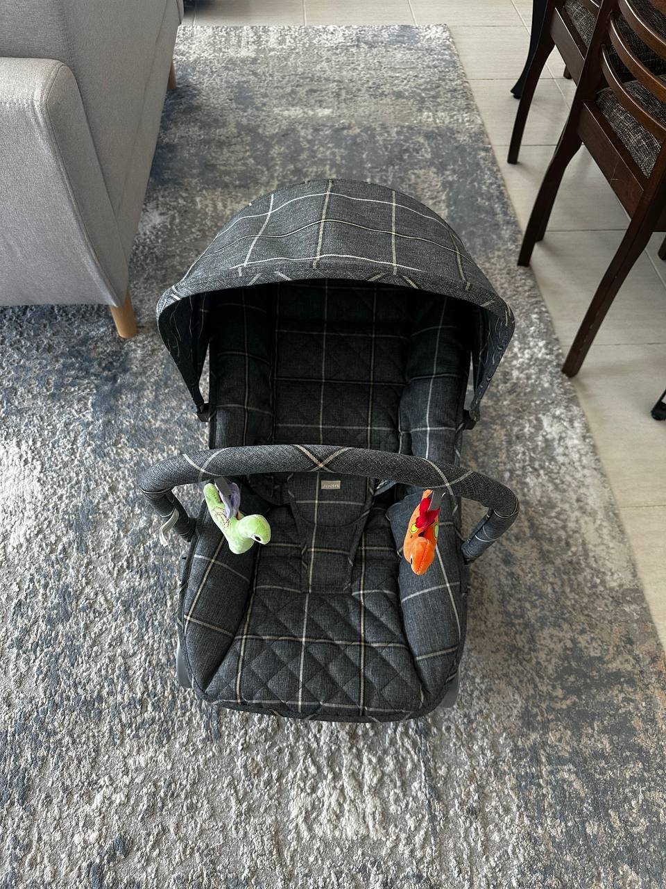 Baby stroller 100 AED, new — Dubai, UAE Baby stroller 100 AED, new — Dubai, UAE