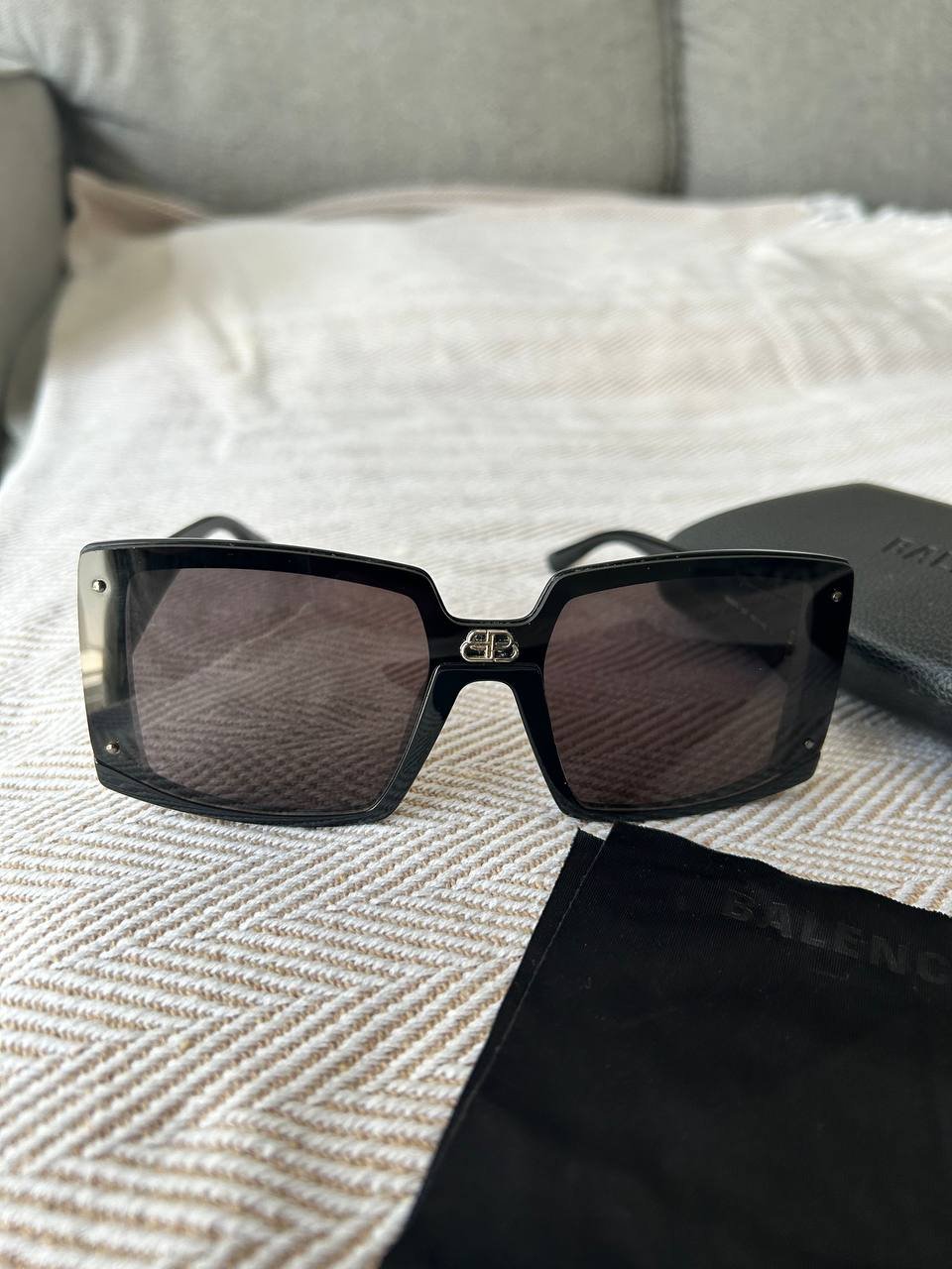 Balenciaga sunglasses, original — Dubai, UAE