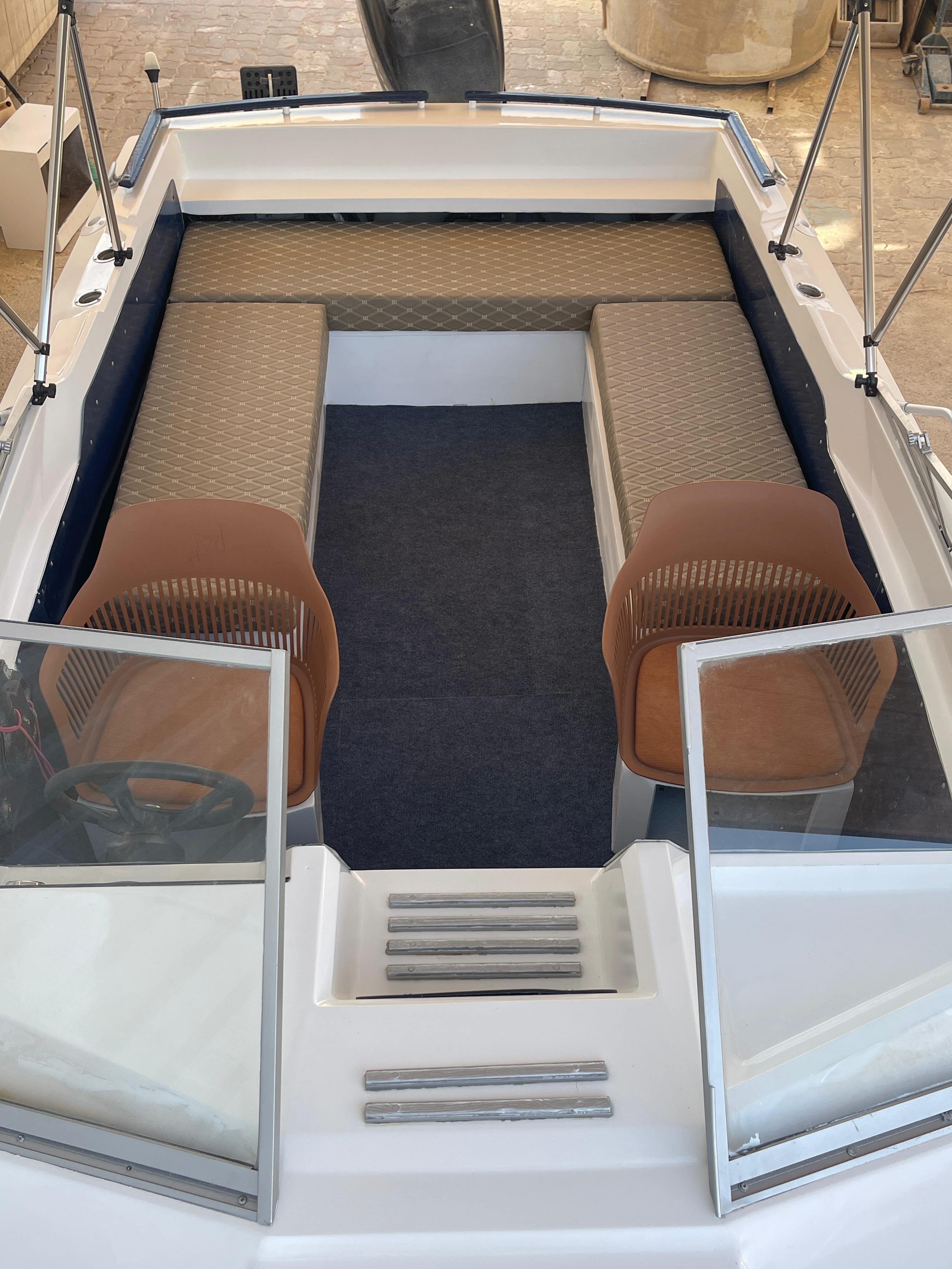 Bayliner 19 ft с двигателем Mercury 100 л.с. и полностью восстановленным трейлером — Дубай, ОАЭ