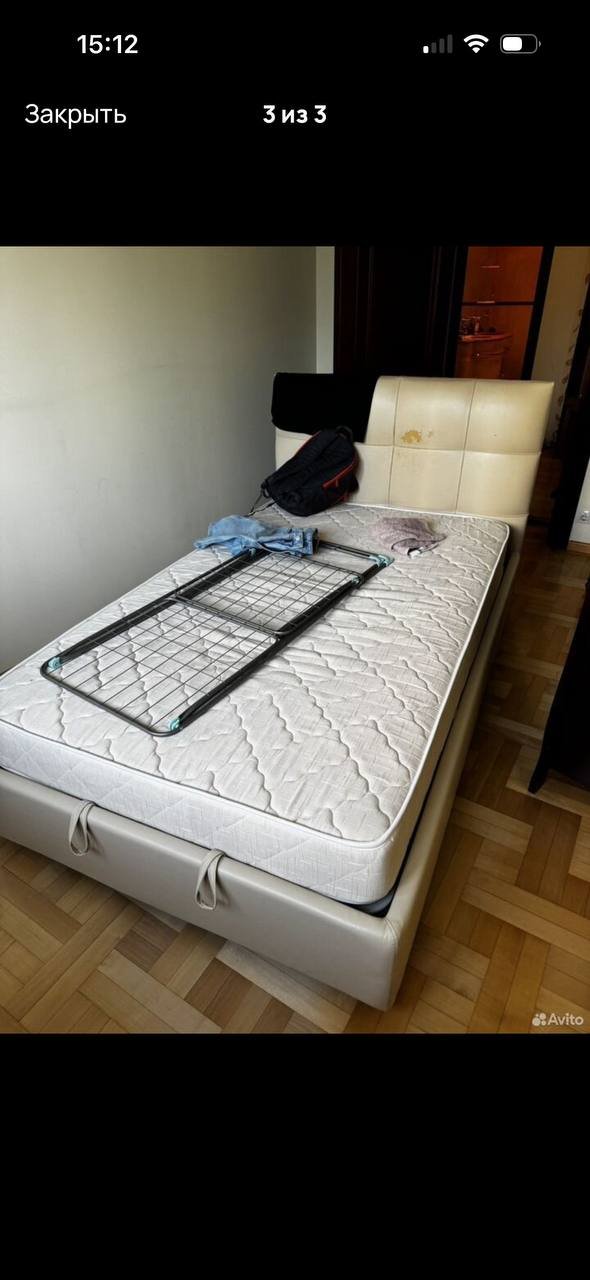Cama (gratis, recogida) — new_or_used_unclear — Moscú, Rusia