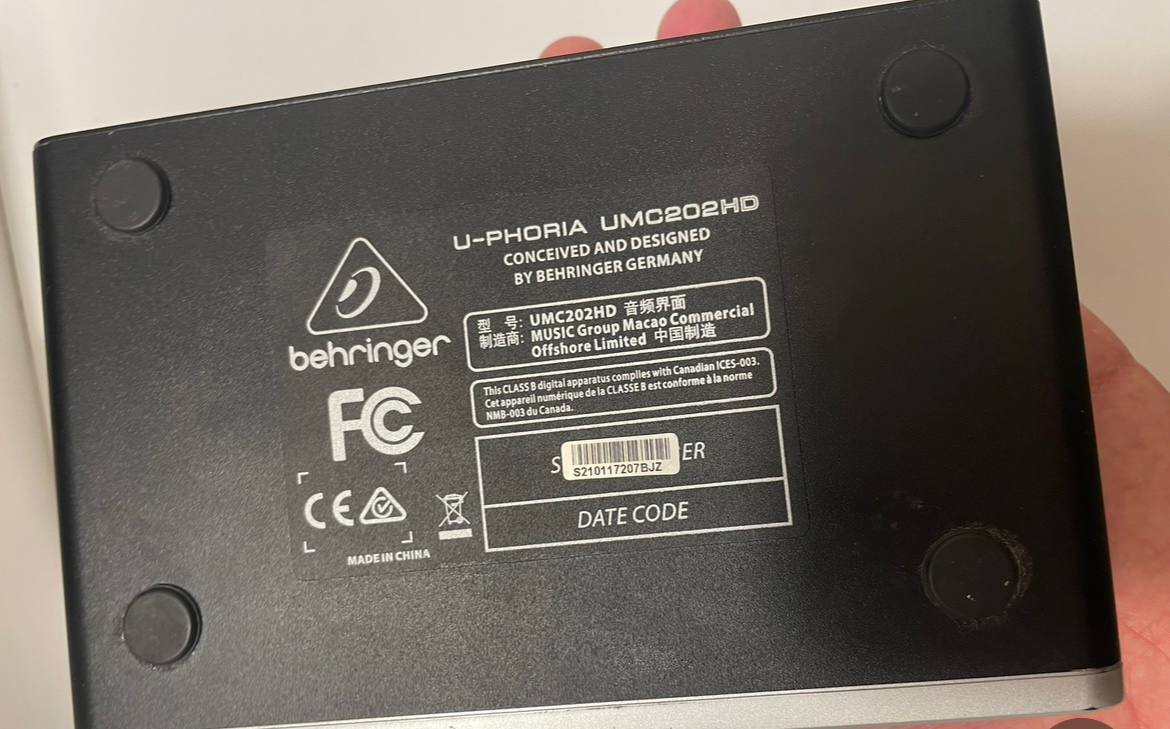 Behringer UMC202HD звуковая карта (аудиоинтерфейс) — unknown — Батуми, Грузия
