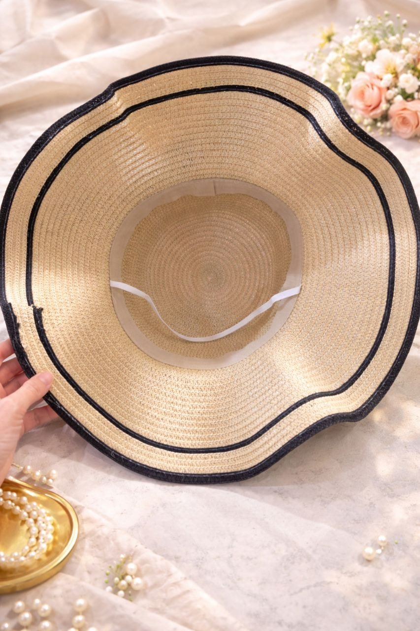 Beige straw hat, new — new — Pattaya, Thailand