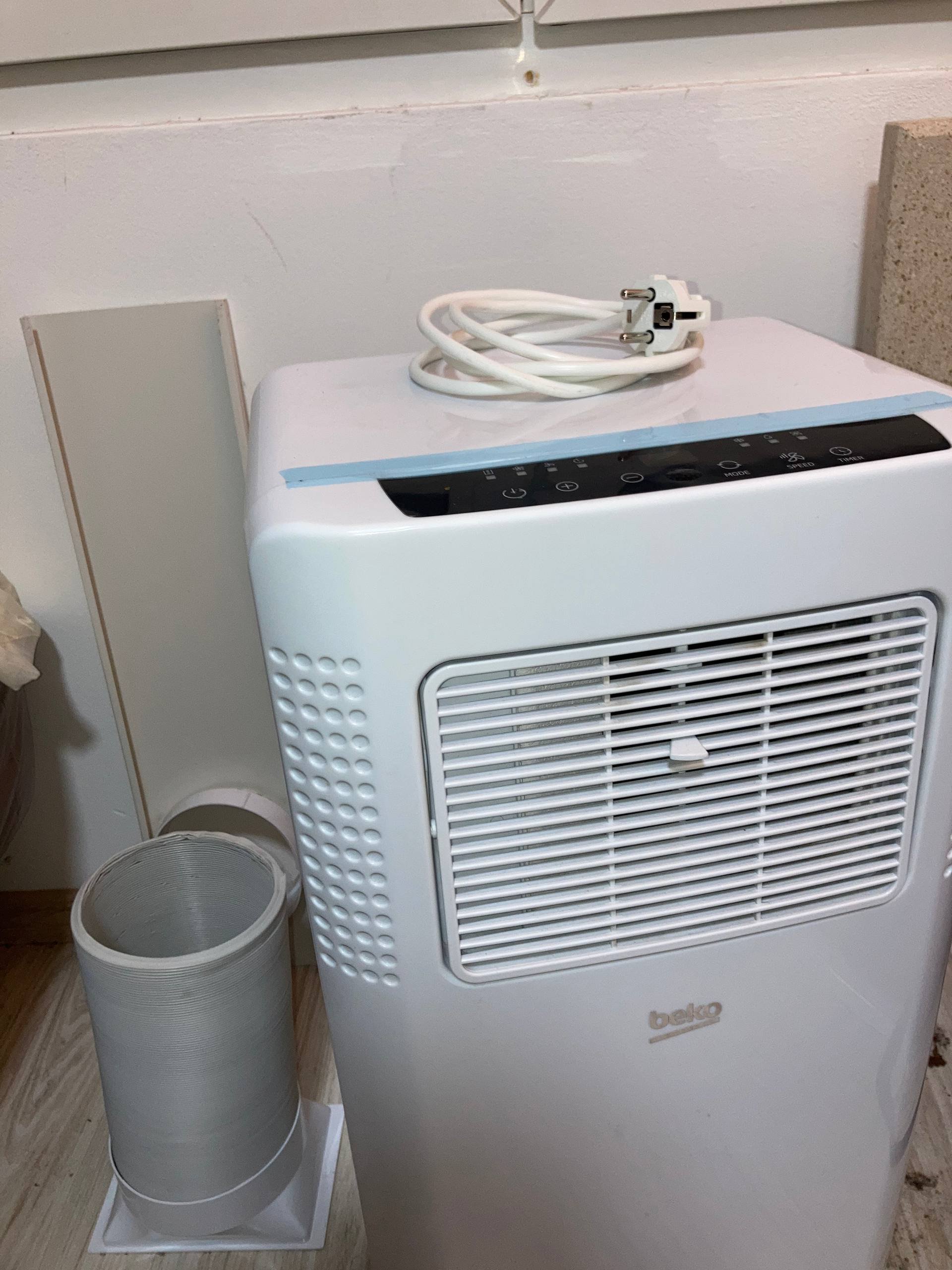 Aire acondicionado portátil Beko (enfriar y deshumidificar) — usado — Belgrado, Serbia
