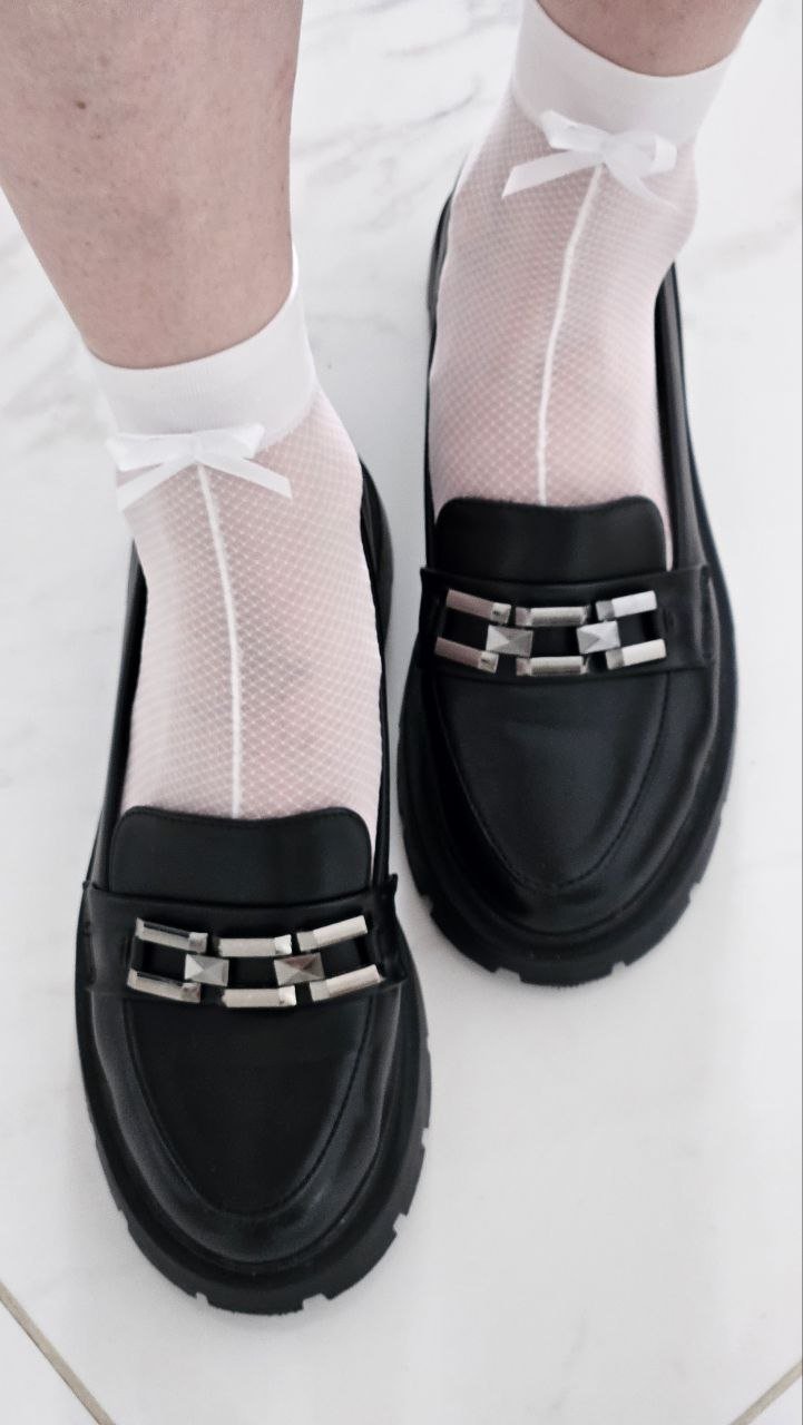 Black loafers size 40, excellent condition — Limassol, Cyprus