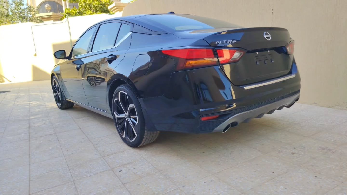 نيسان التيما SR 2022 أسود — دبي, الإمارات نيسان التيما SR 2022 أسود — دبي, الإمارات