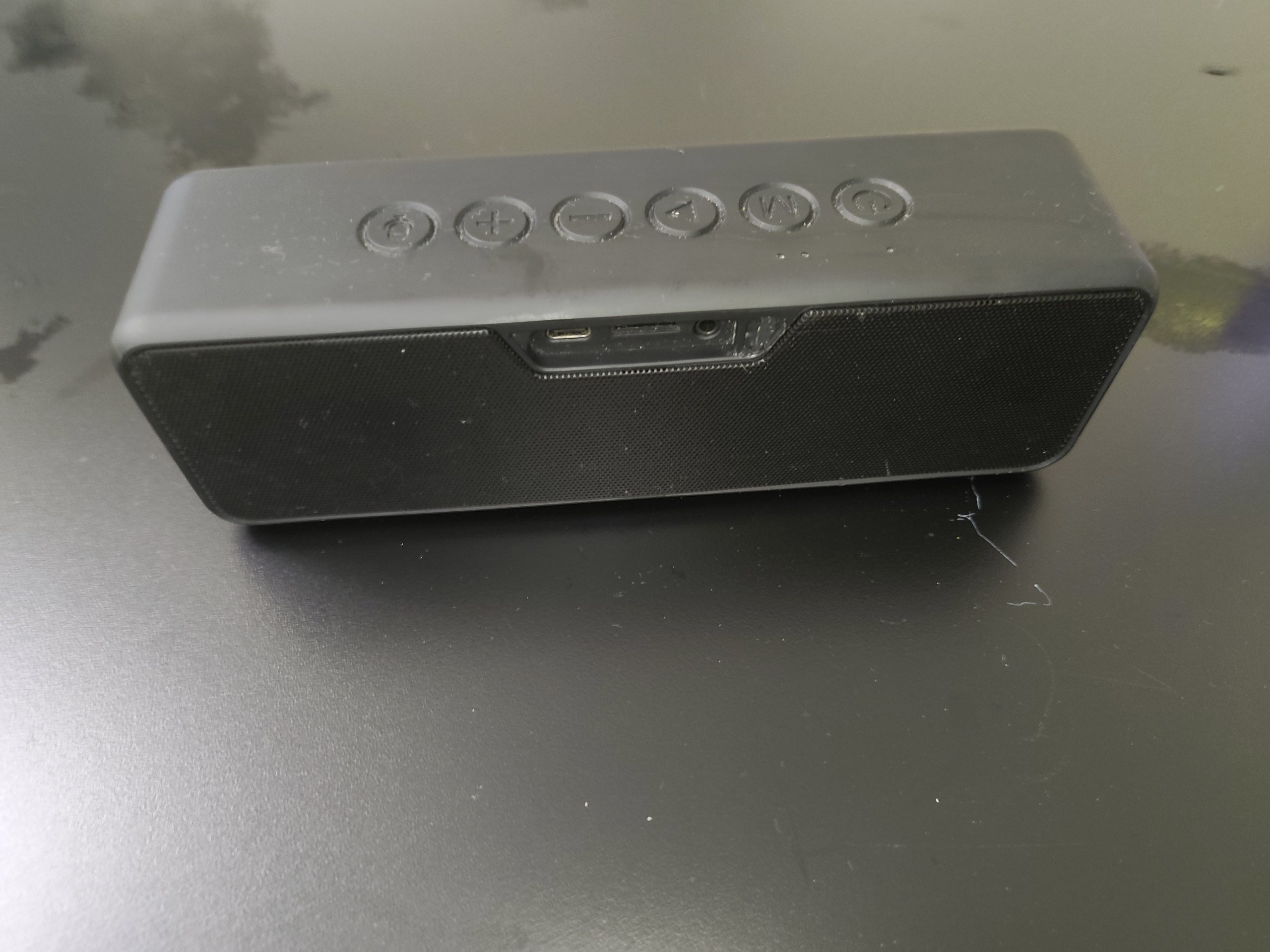 Altavoz Bluetooth BITZWOIF 30W — Nha Trang, Vietnam