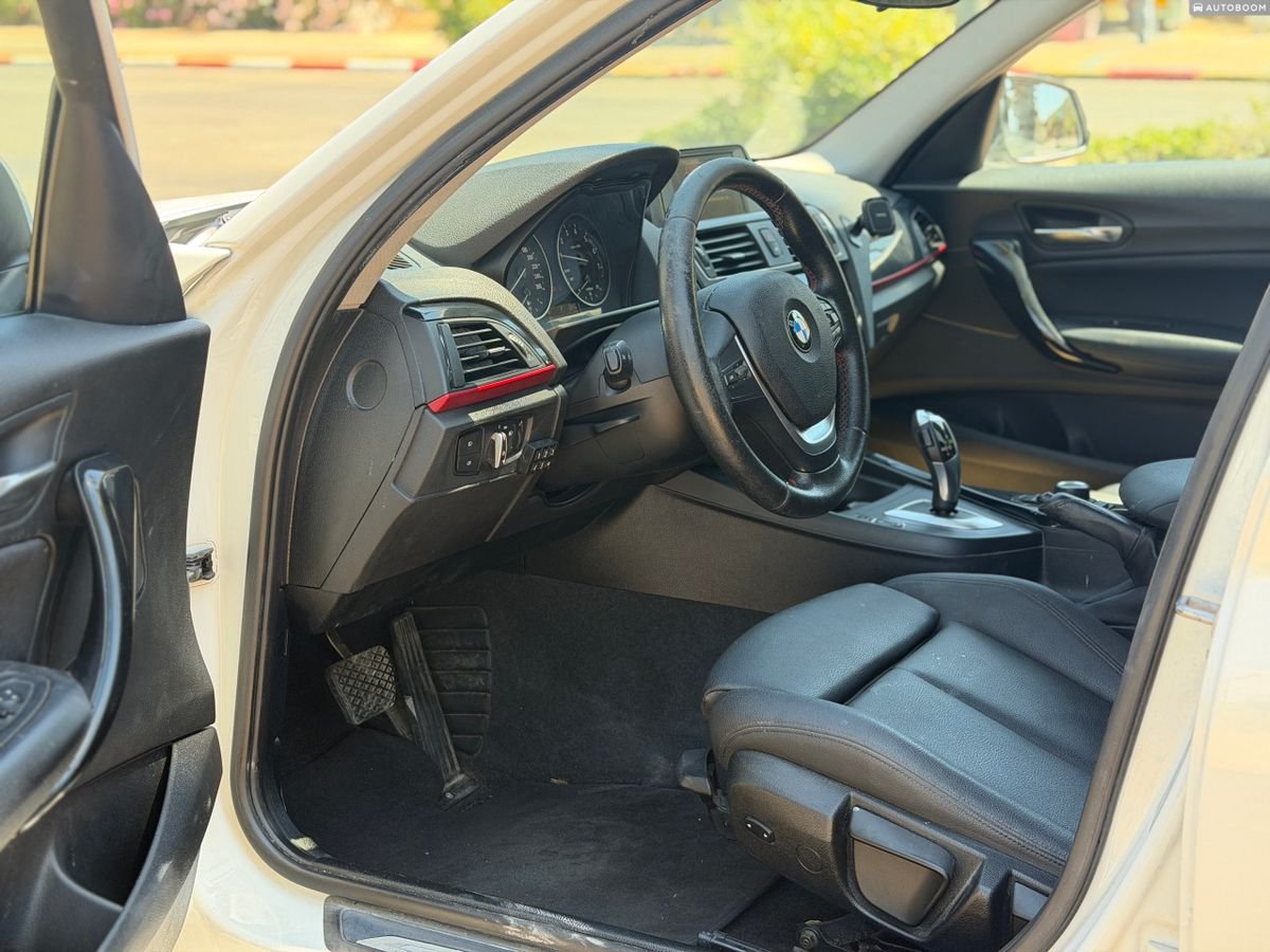 BMW 1 Series 2017 hatchback Sport, automatic, white — Rishon LeZion, Israel