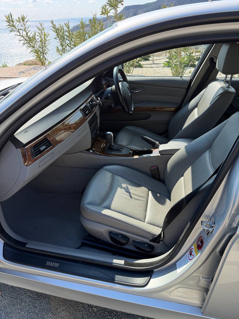 BMW 320d 2005 automático, interior de cuero, Limassol — Limasol, Chipre BMW 320d 2005 automático, interior de cuero, Limassol — Limasol, Chipre