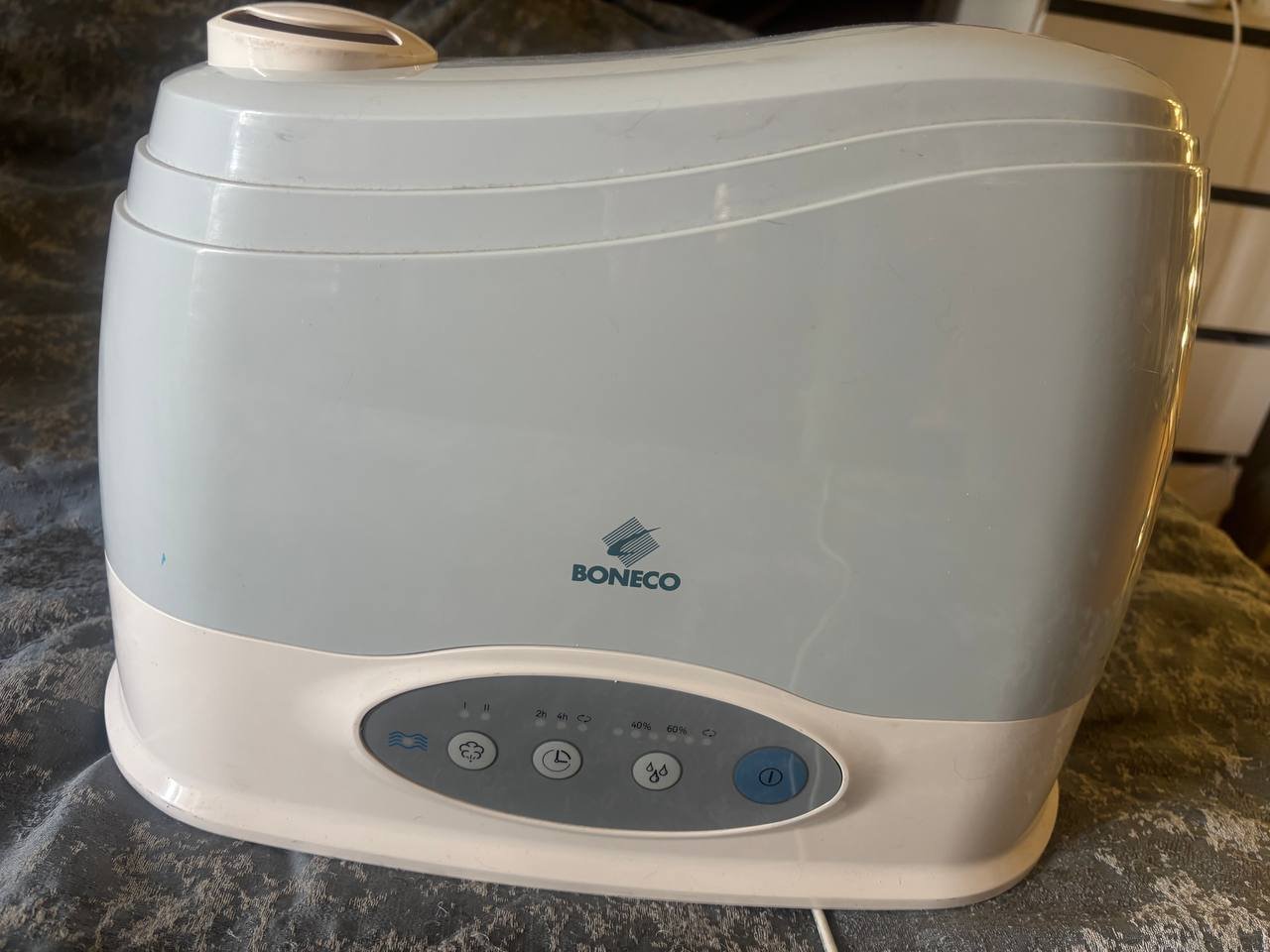 مرطبات هواء BONECO، قطعتان بسعر 200 روبل — موسكو, روسيا مرطبات هواء BONECO، قطعتان بسعر 200 روبل — موسكو, روسيا