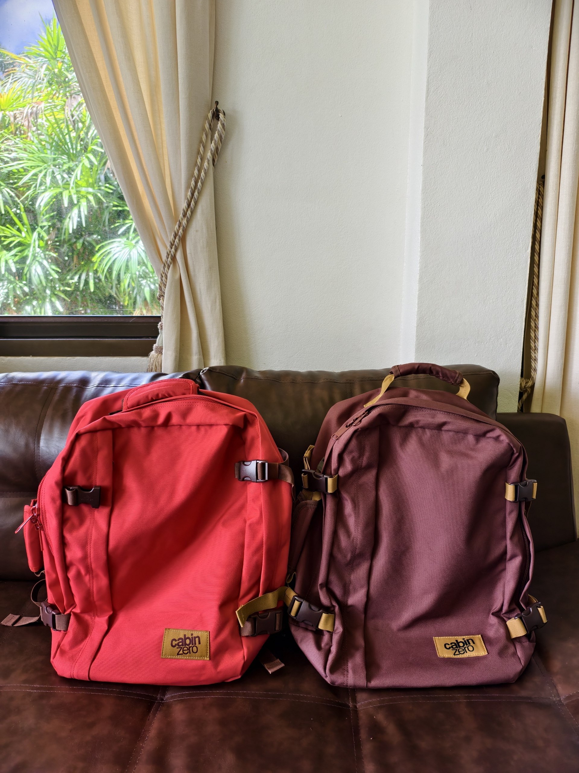 Mochila Cabin Zero 36L Belgian chocolate y London red — excelente — Phuket, Tailandia