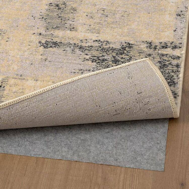 Carpet 2x3 m beige black (JLT) — used — Dubai, UAE