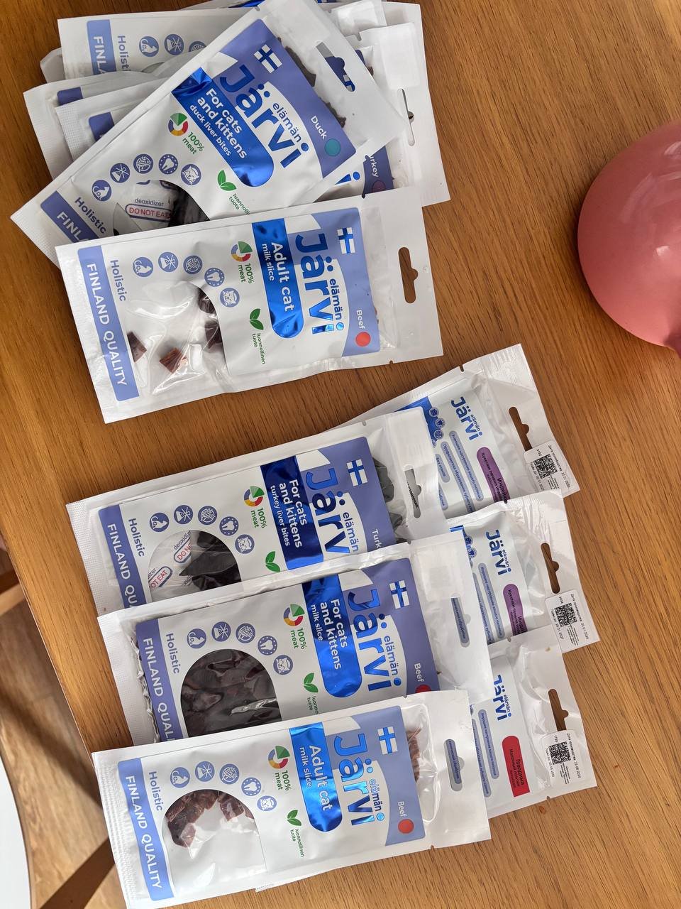 Golosinas para gatos Jav (12 uds) — Usado — San Petersburgo, Rusia