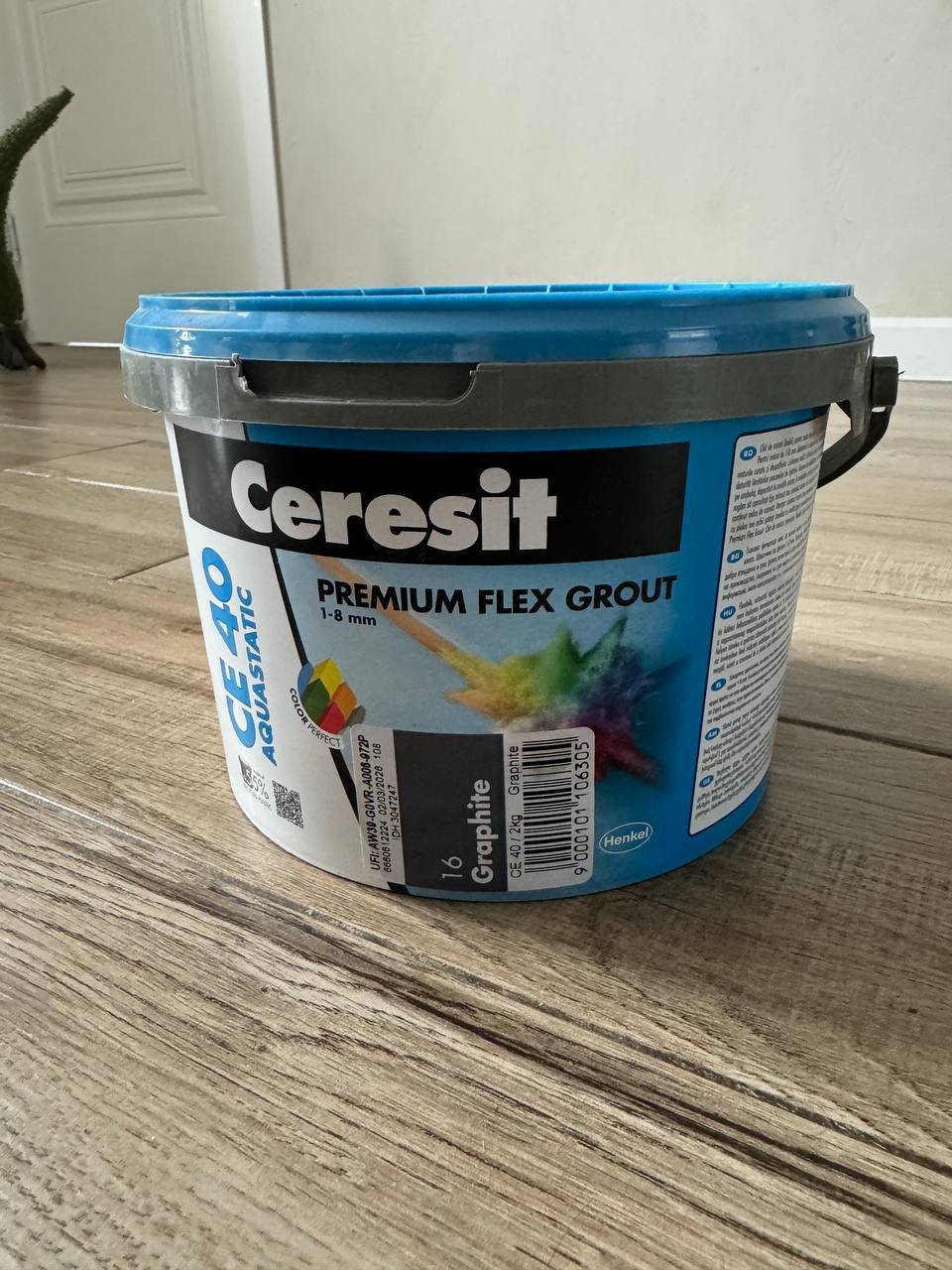 Затирка для швов Ceresit Premium Flex Grout CE40 графит — Батуми, Грузия