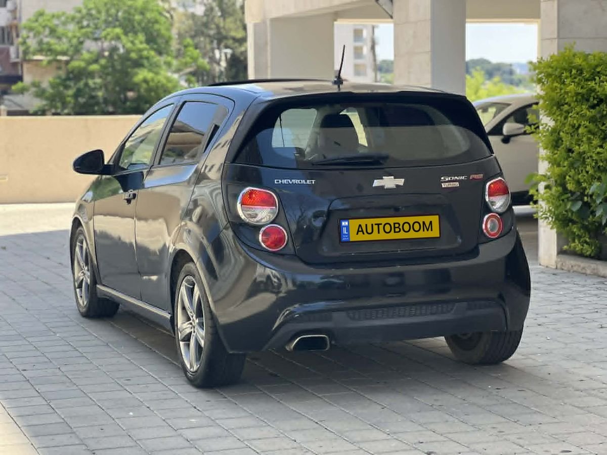 Chevrolet Sonic 2014 RS hatchback, automatic, 141000 km — Haifa, Israel