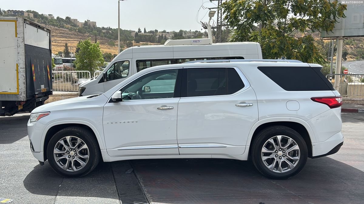 Chevrolet Traverse 2018 Premier, automatic, gasoline 3.6 — Jerusalem, Israel