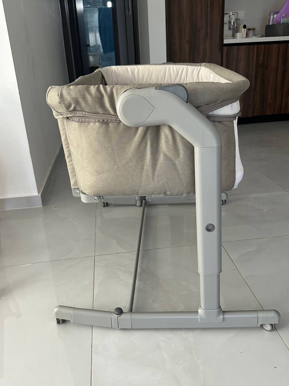 Cuna-bañera Chicco Next2Me Magic Evo — excelente — Limasol, Chipre