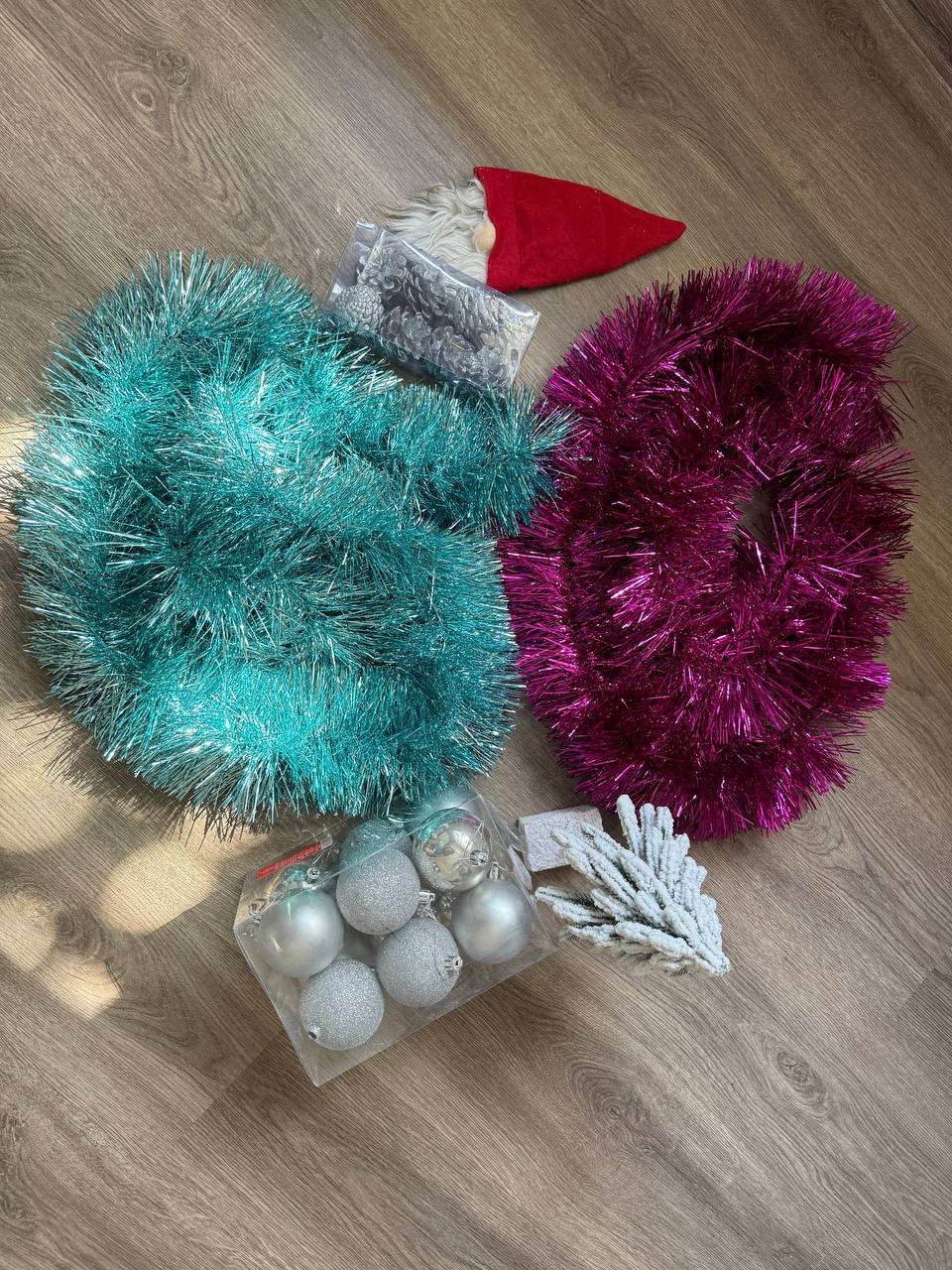 Luces y decoraciones navideñas (juego) — used_or_new_unclear — Belgrado, Serbia