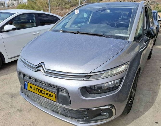 Citroen C4 SpaceTourer 2022 Exclusive automatic petrol — Tel Aviv, Israel