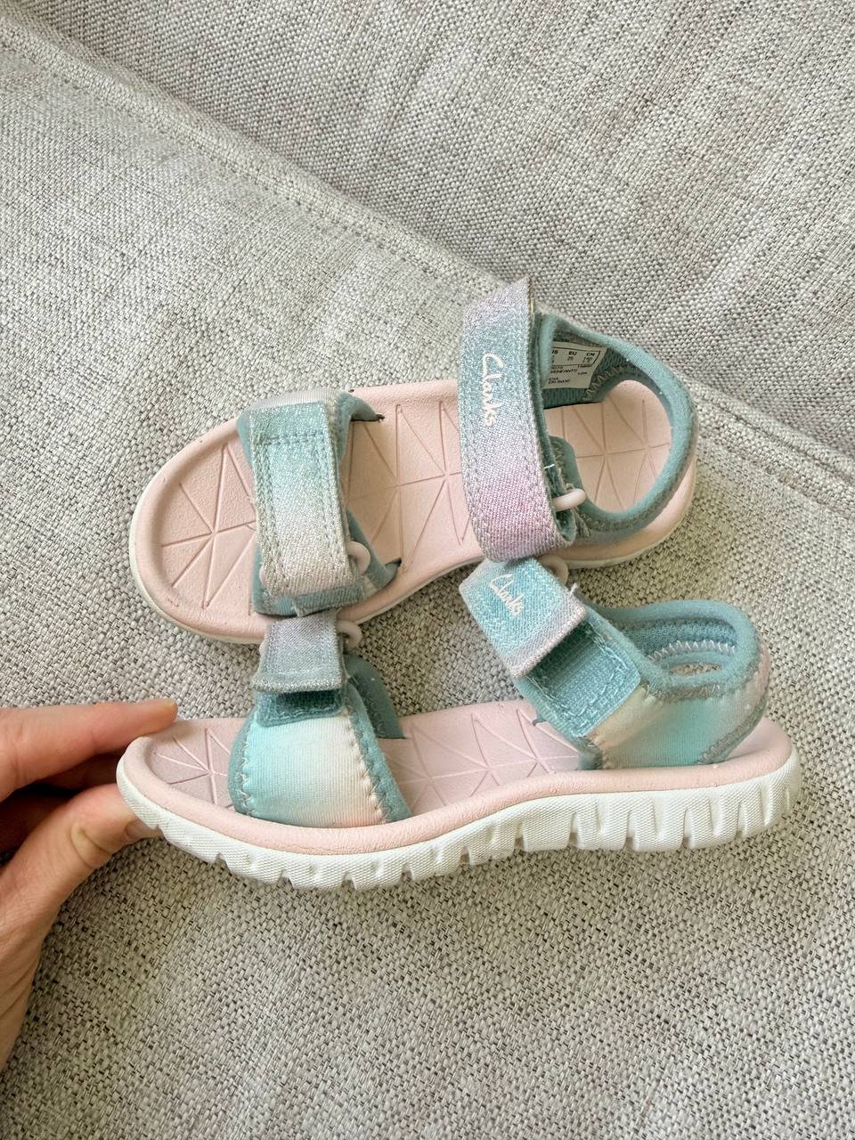Clarks sandals EU 25, summer, 30 AED — good — Dubai, UAE