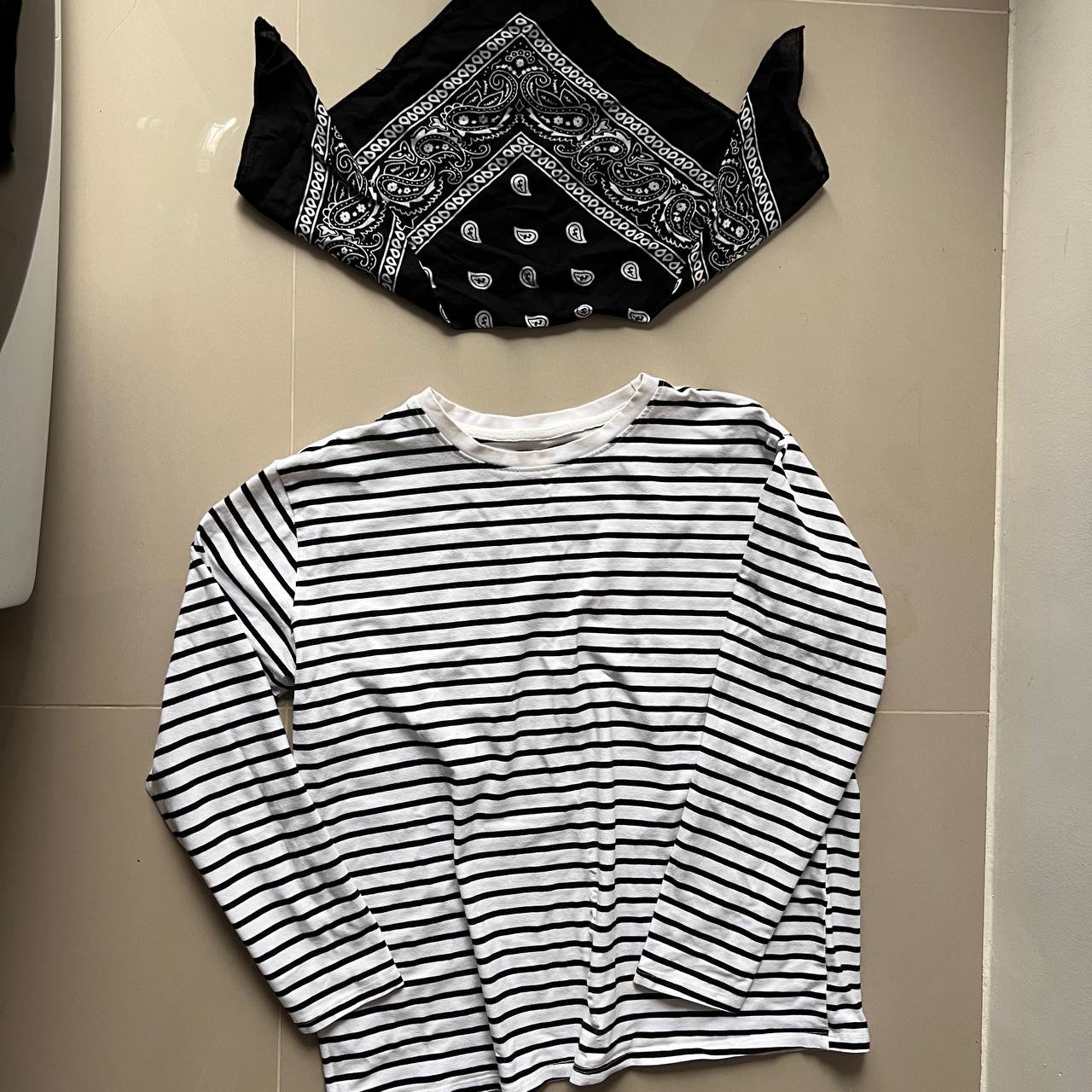 Clothes bundle for 1000 THB — used — Phuket, Thailand