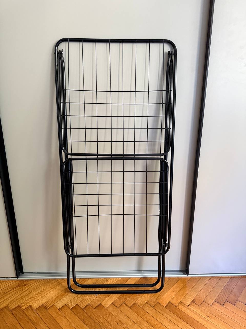 Clothes drying rack 1500 din — good — Belgrade, Serbia
