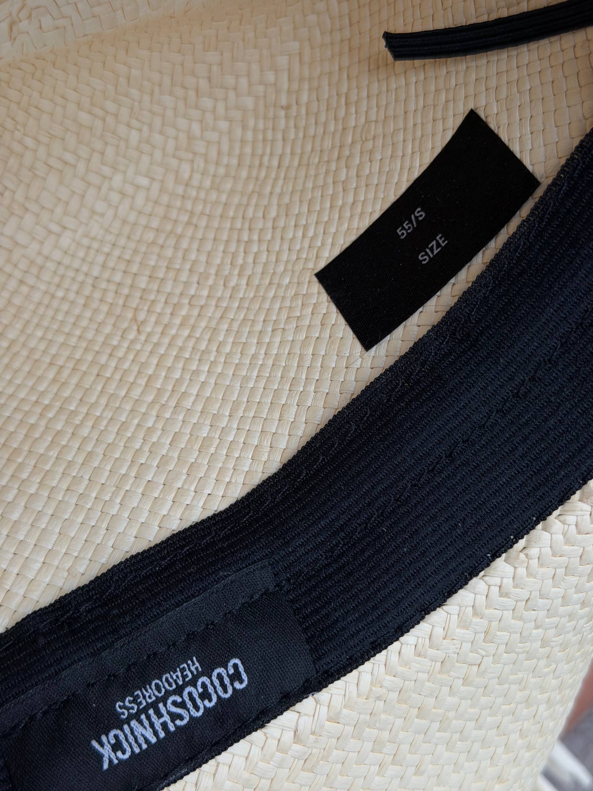 Шляпа Cocoshnic соломенная новая 500 AED — Дубай, ОАЭ Шляпа Cocoshnic соломенная новая 500 AED — Дубай, ОАЭ