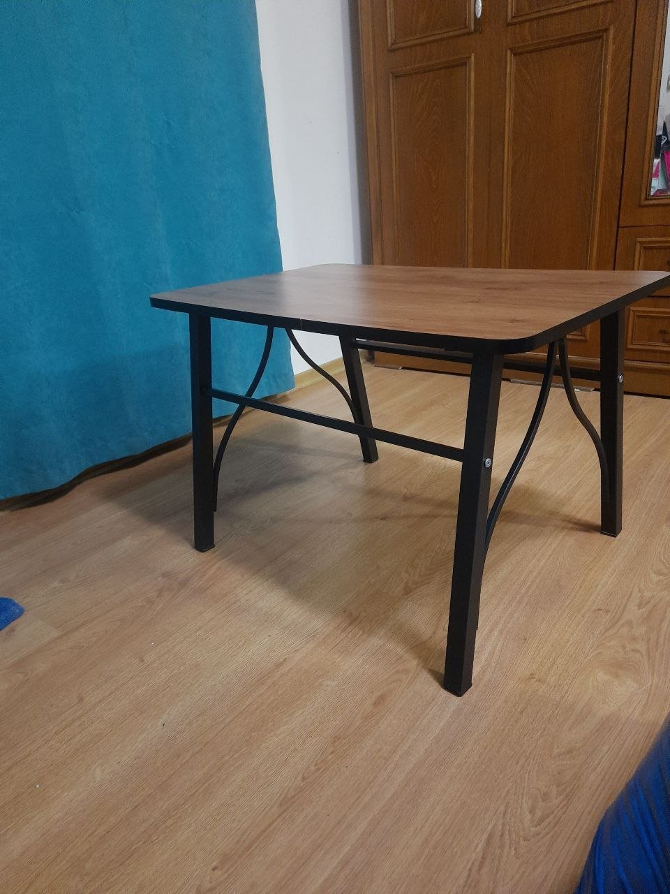 Mesa de centro (1000 liras) — used — Antalya, Turquía
