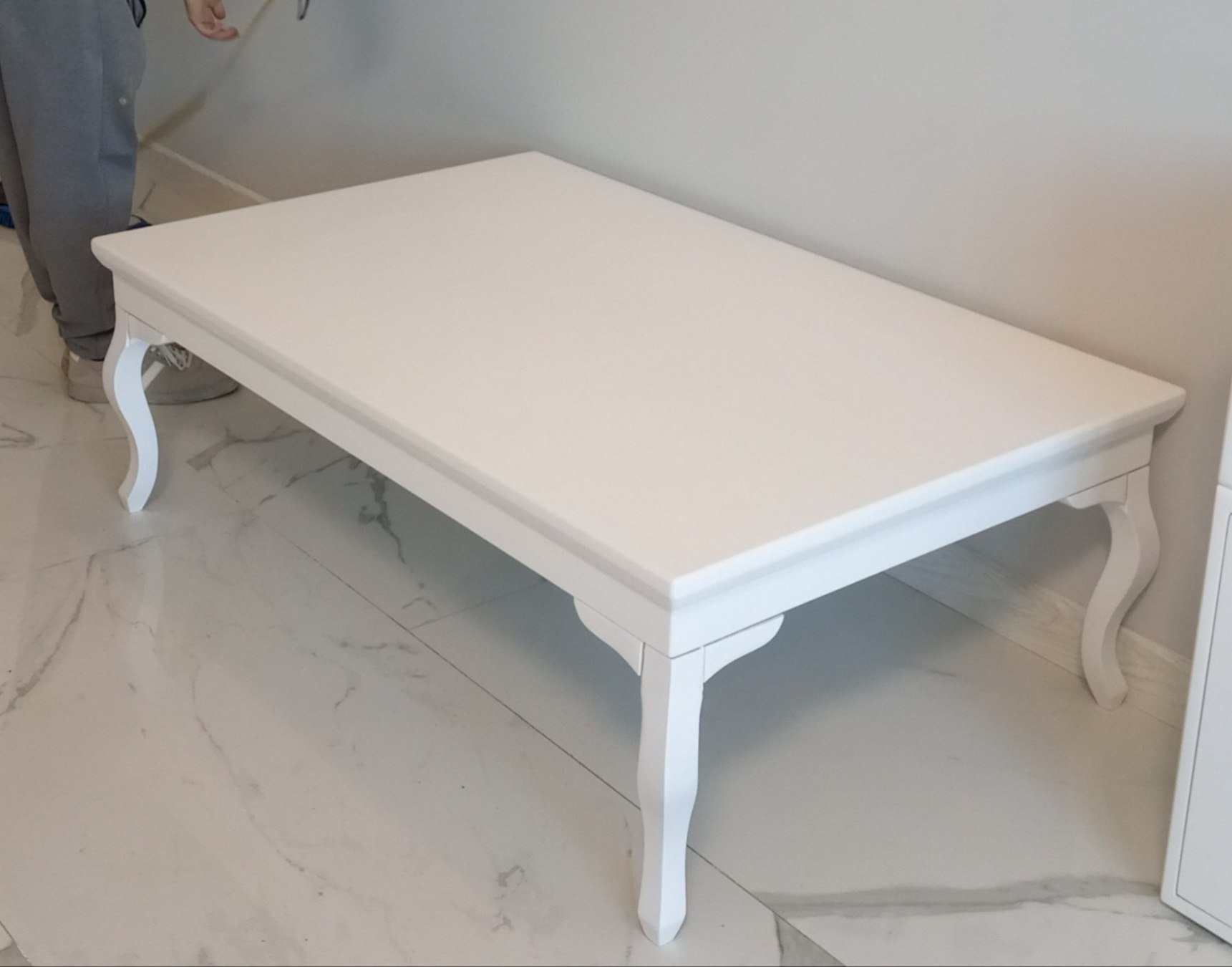 طاولة قهوة/طاولة وسط 115×75 سم، 40 سم، MDF — used — باتومي, جورجيا