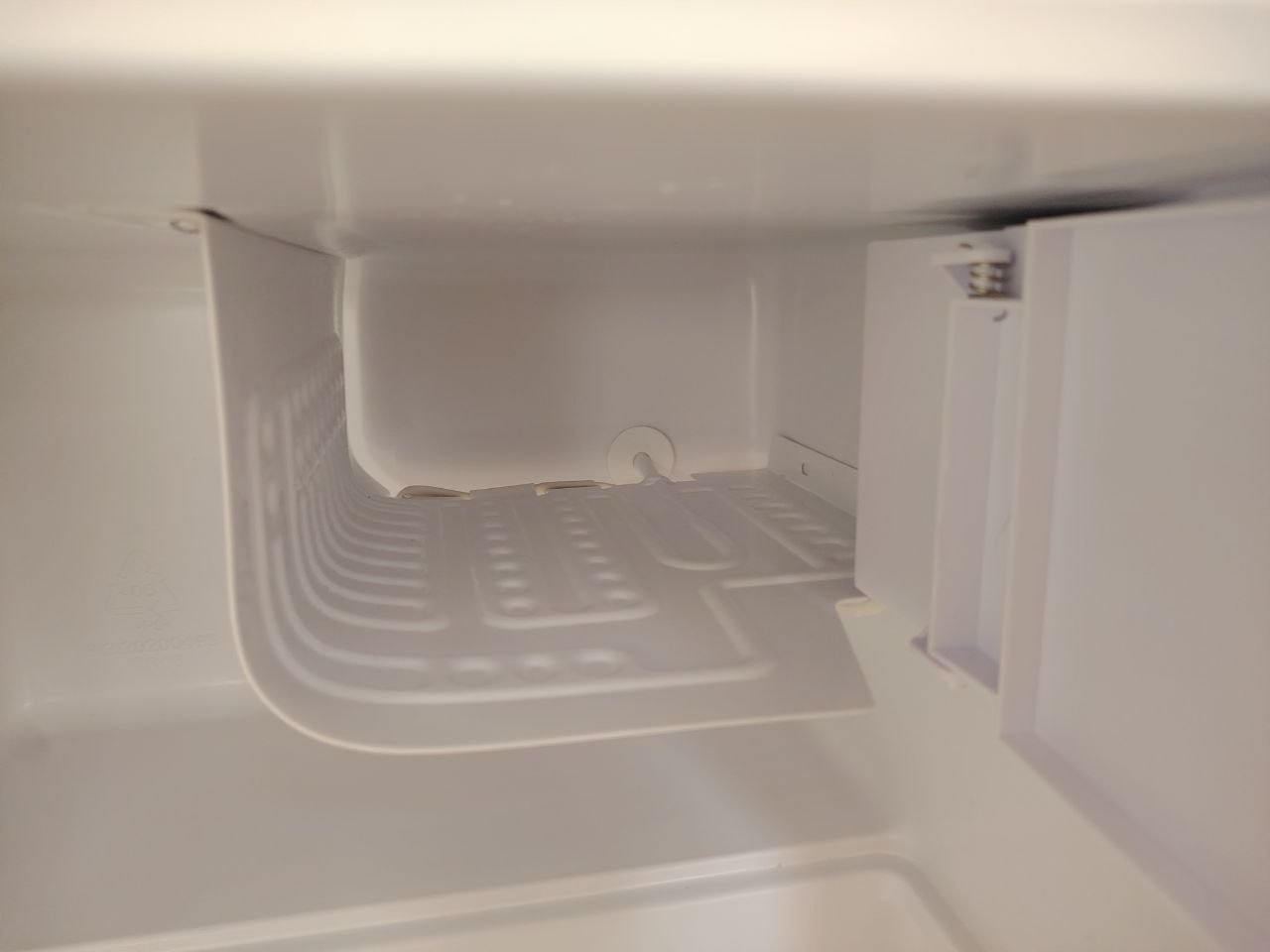 Compact Kord refrigerator 46L, new — Yerevan, Armenia