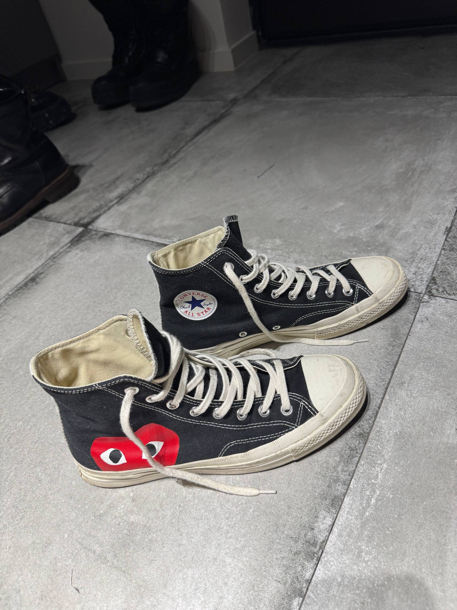 Converse CDG Play sneakers, beige, almost unworn — used — Batumi, Georgia