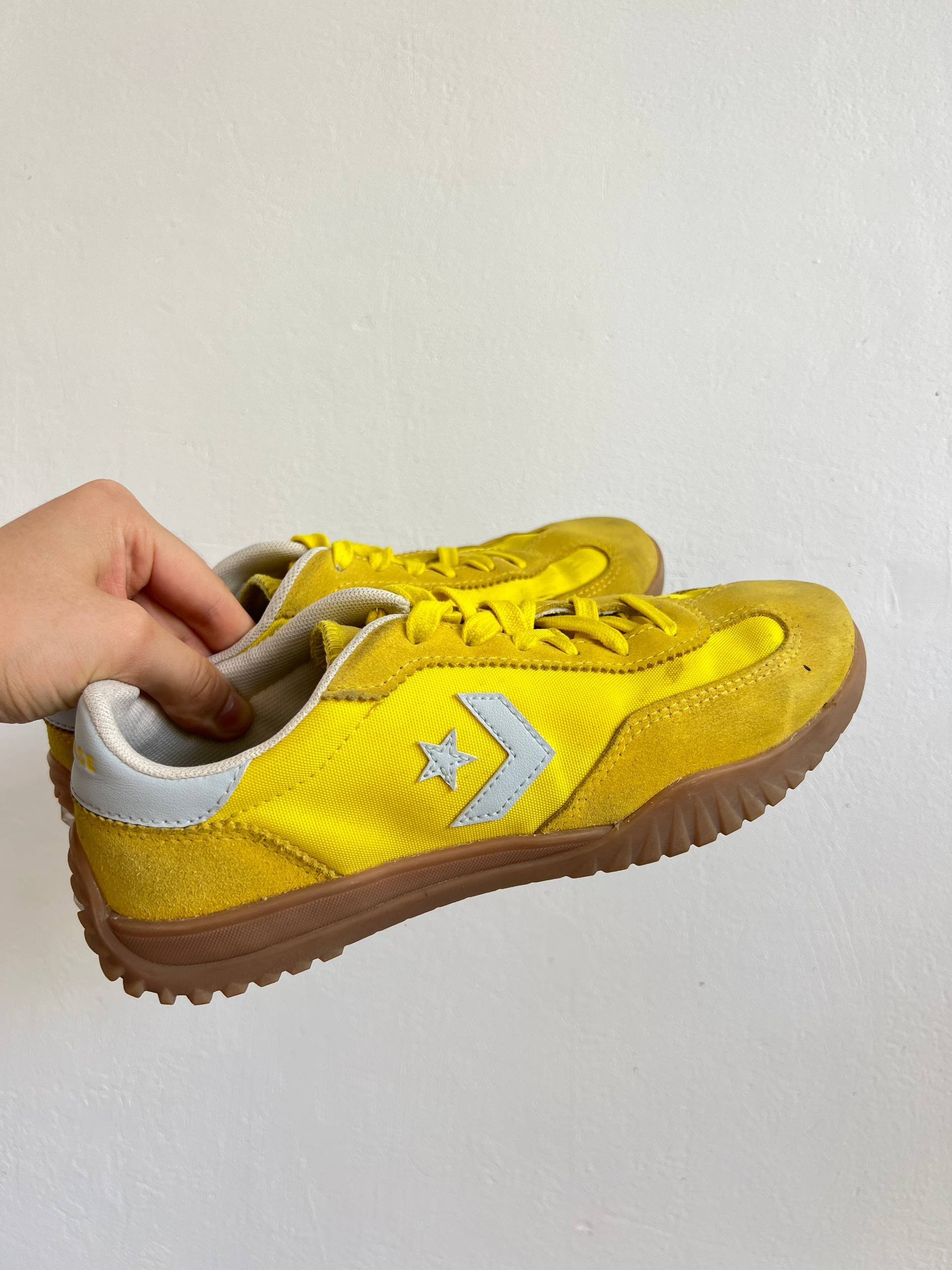 Converse Run Star Trainer 38 (23,5 cm) zapatillas amarillas — València, España