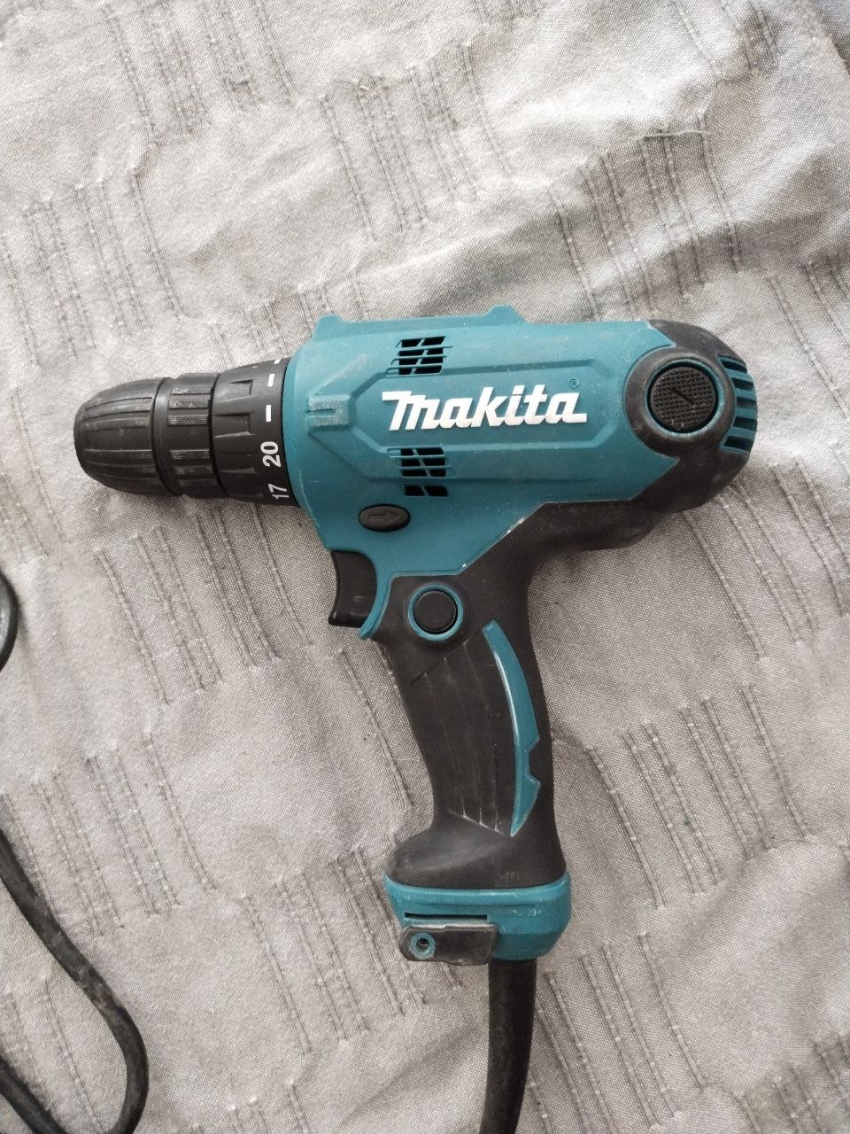 Проводной шуруповёрт Makita DFO300 — new — Нови Сад, Сербия