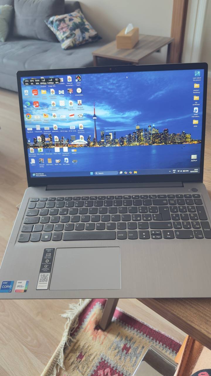 Ноутбук Core RIS 19500 TL — Стамбул, Турция