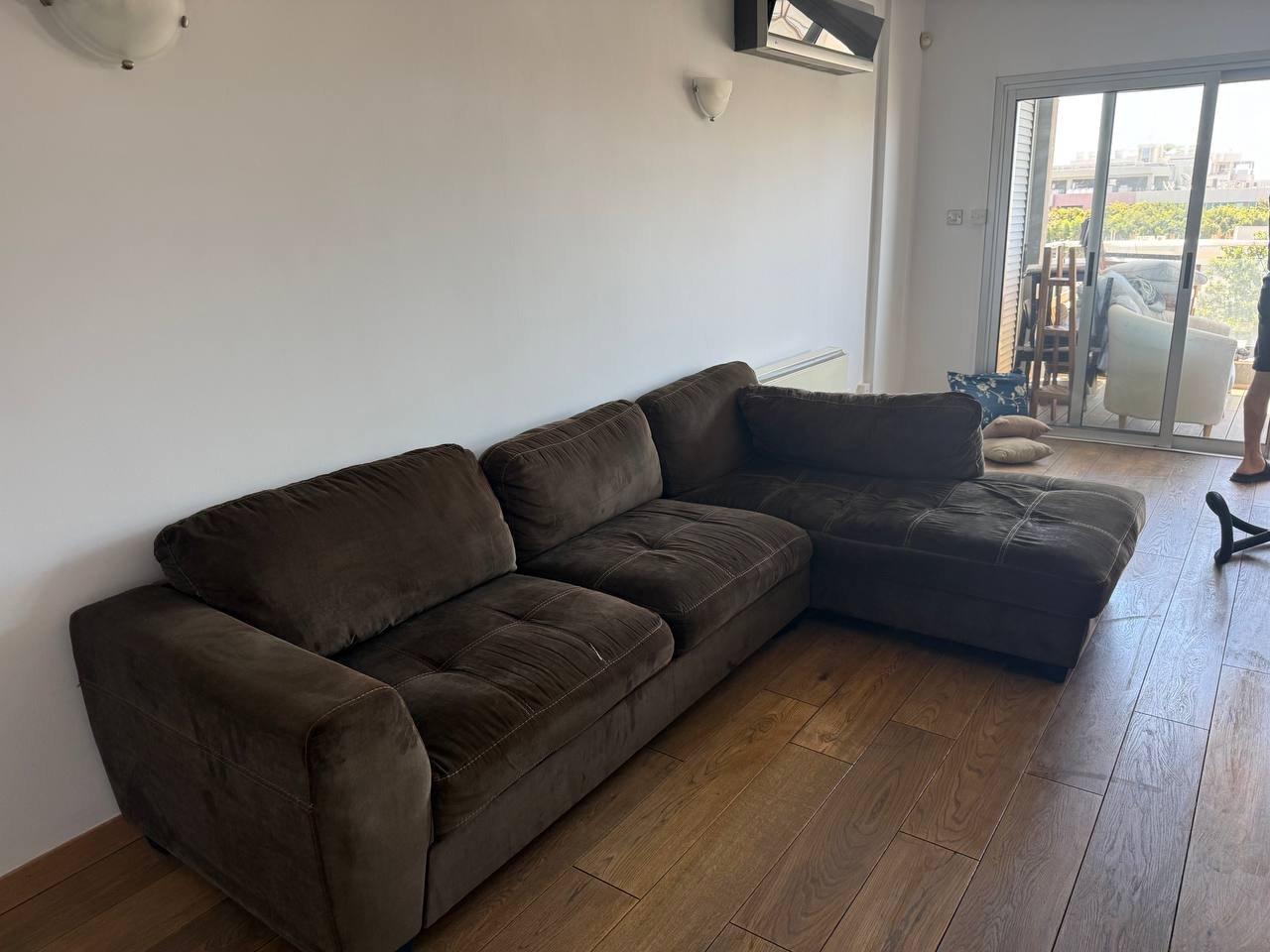 Corner sofa, Limassol, city center — used — Limassol, Cyprus