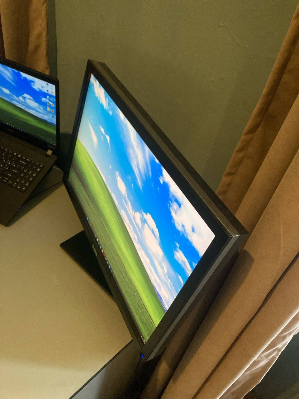 Монитор DELL 24" 16:10 FHD 1920x1200 — Тбилиси, Грузия Монитор DELL 24" 16:10 FHD 1920x1200 — Тбилиси, Грузия
