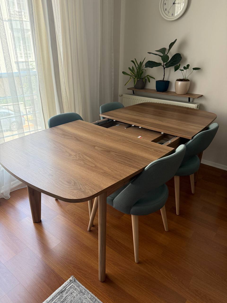 Dining table with chairs Istikbal — Istanbul, Turkey Dining table with chairs Istikbal — Istanbul, Turkey