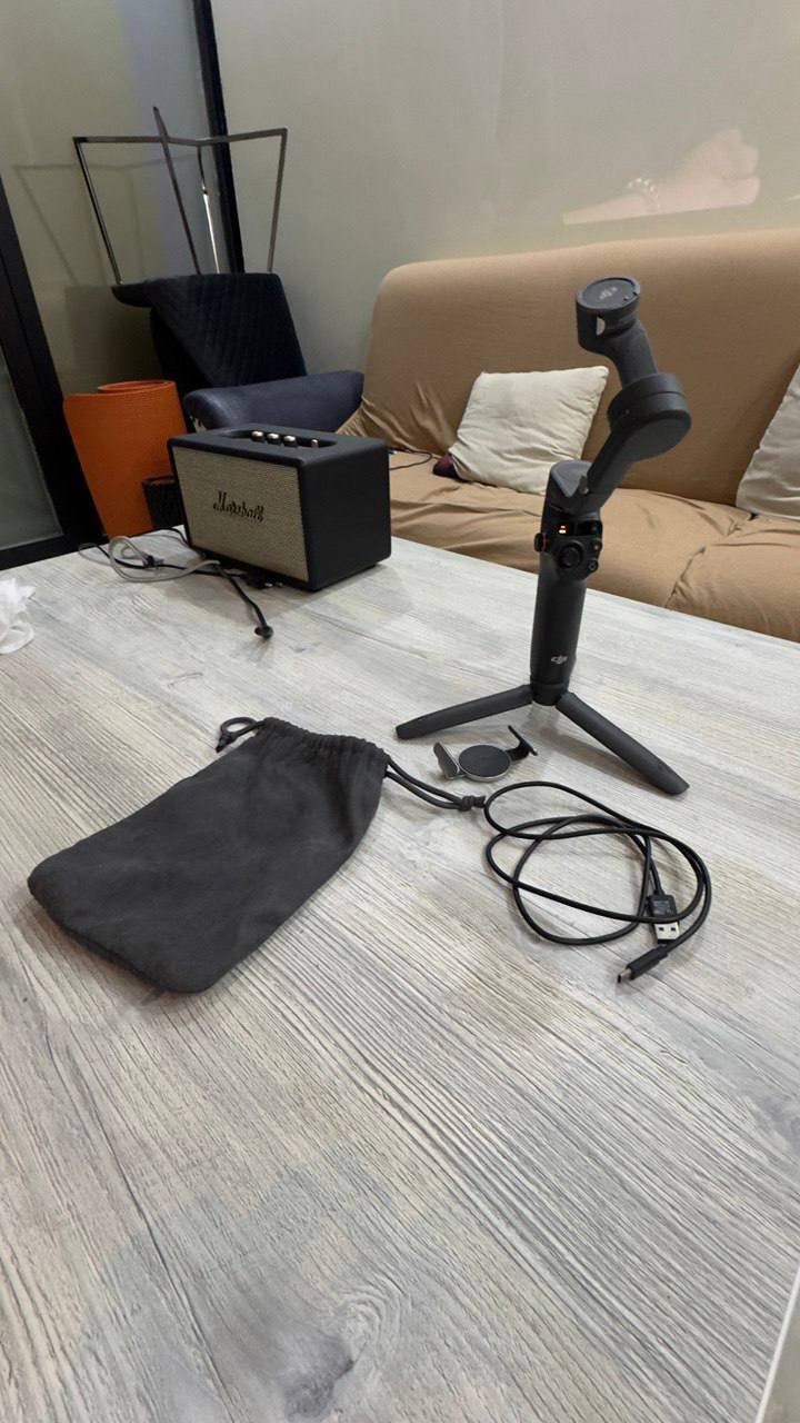 DJI Osmo Mobile 6 phone gimbal, full kit — like new — Batumi, Georgia