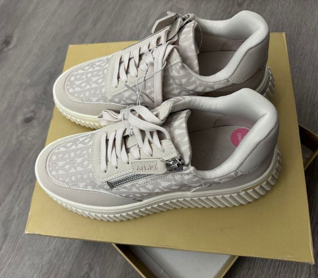 Zapatillas DKNY nuevas, original, talla 38 — Limasol, Chipre