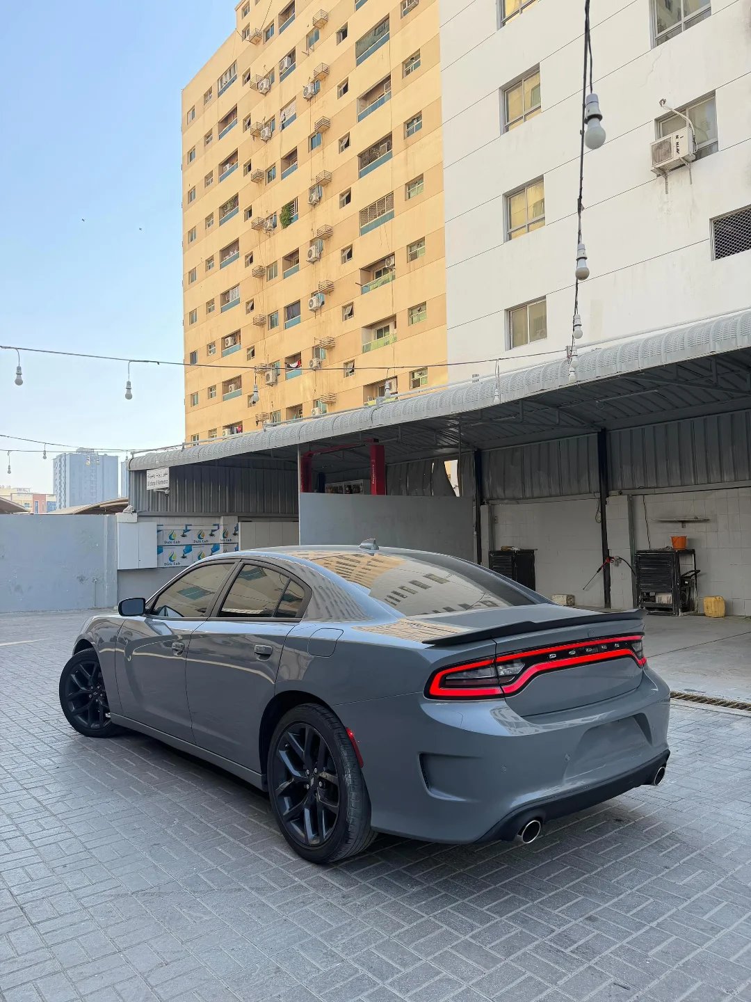 Dodge Charger 2023 Nardo Grey — Дубай, ОАЭ Dodge Charger 2023 Nardo Grey — Дубай, ОАЭ