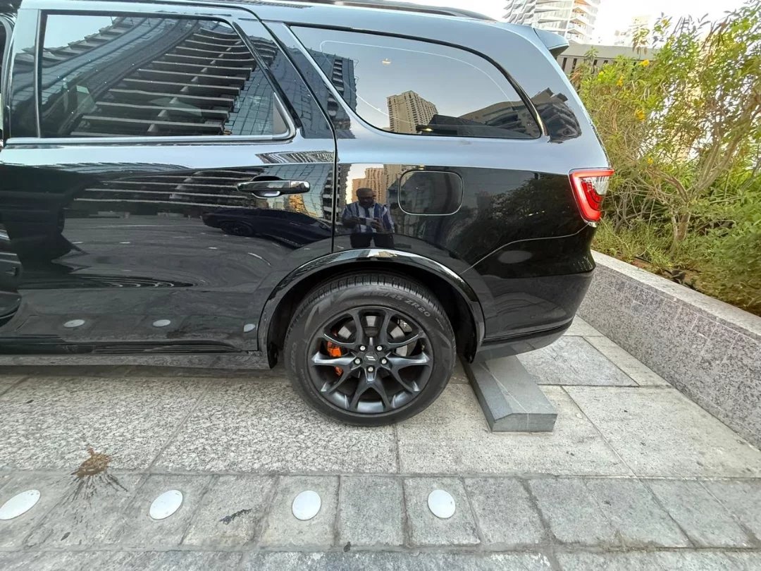 Dodge Durango 2023 RT V8 orange edition — Дубай, ОАЭ Dodge Durango 2023 RT V8 orange edition — б/у — Дубай, ОАЭ